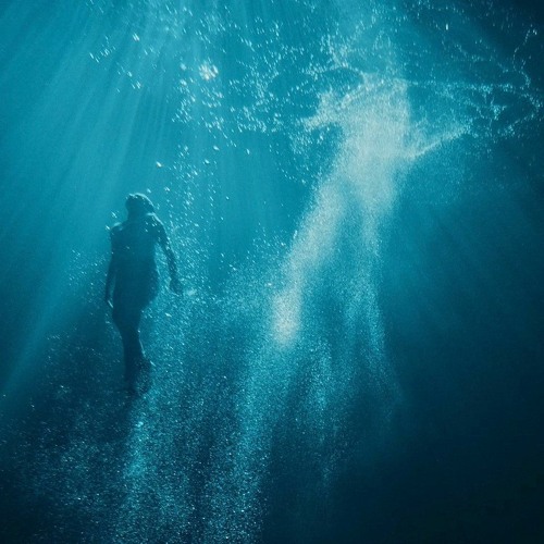 دانلود آهنگ KWON EUN BI با نام (زیر آب) Underwater