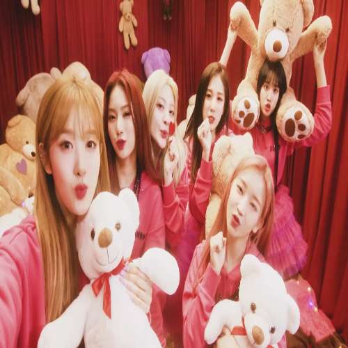 دانلود موزیک ویدیو کره ای گروه (استیسی) STAYC با نام (خرس عروسکی) Teddy Bear